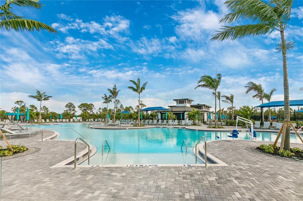 Exterior, Pool
