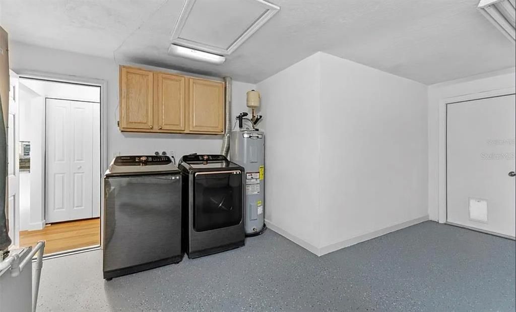 Interior, Washer