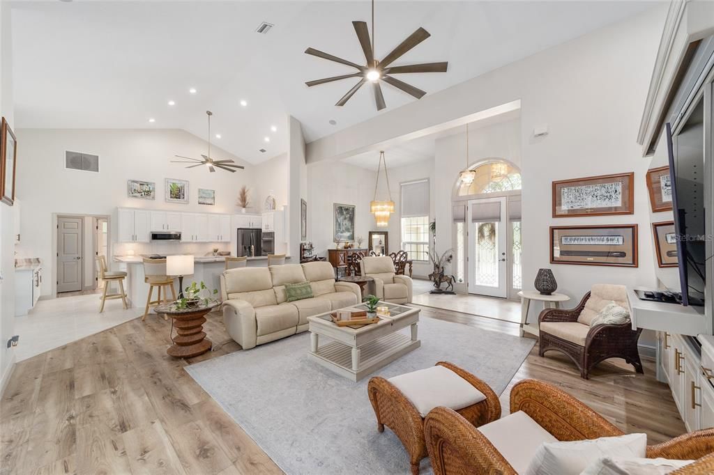 Interior, Kitchen, Living room, Pendant Lights, Recessed Lighting, Wood Texture Flooring