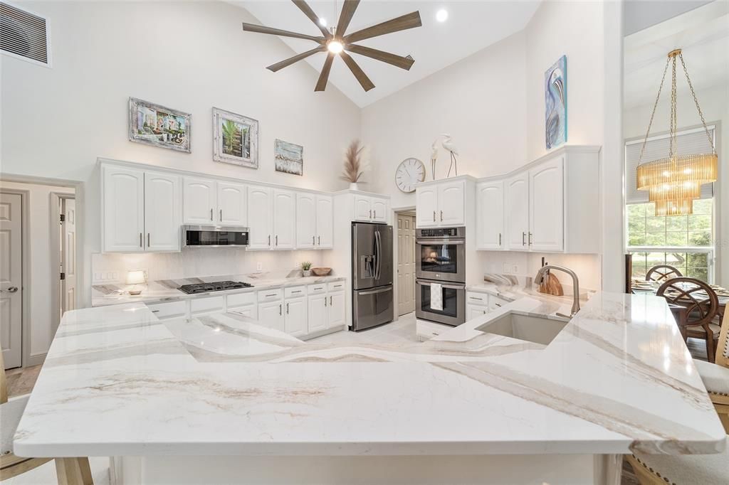 Chandelier, Interior, Kitchen, Pendant Lights, Recessed Lighting