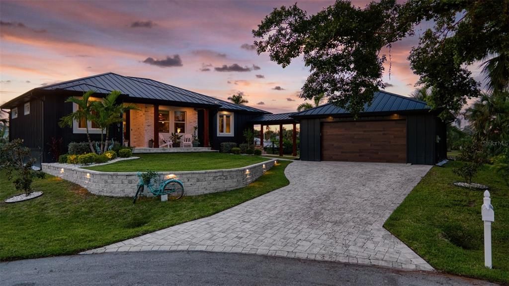 Attached, Backyard, Exterior, Facade, Ranch