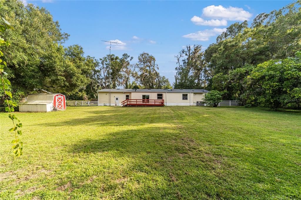 Backyard, Exterior