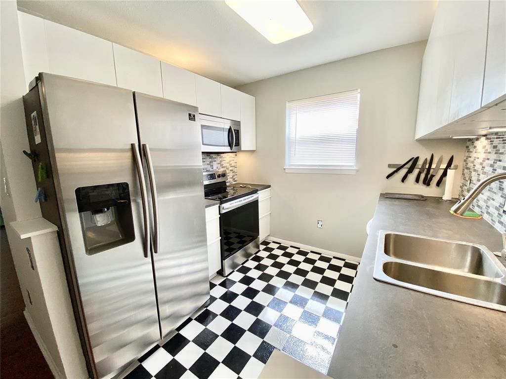 Interior, Kitchen, Stainless Steel Appliances