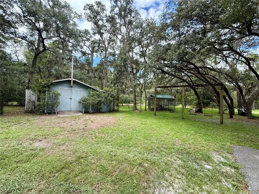 Backyard, Exterior