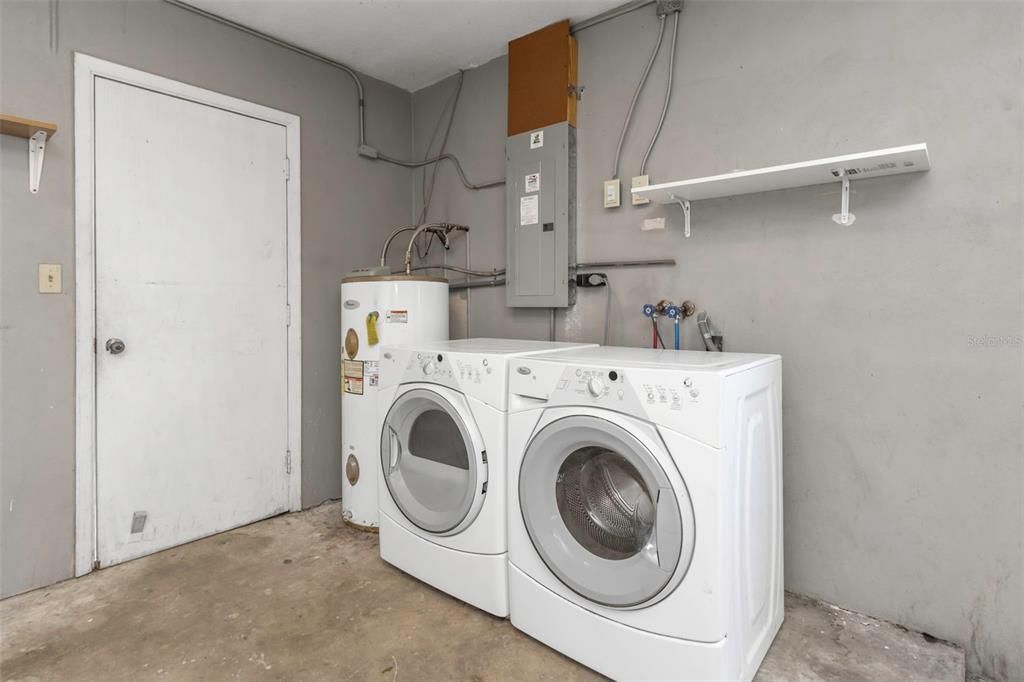 Interior, Washer