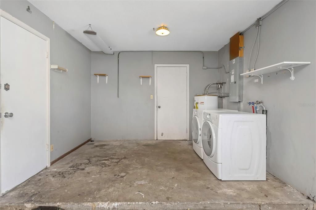 Interior, Washer