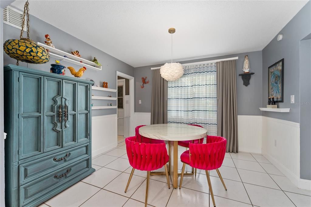 Dining room, Interior, Pendant Lights