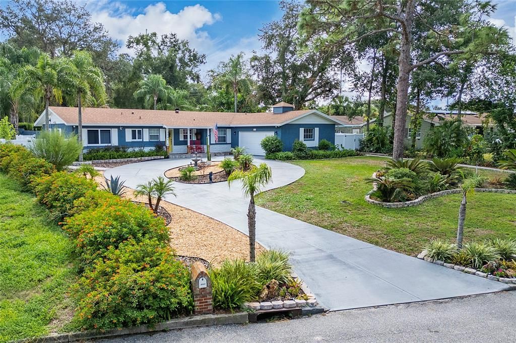 Backyard, Exterior, Facade, Ranch