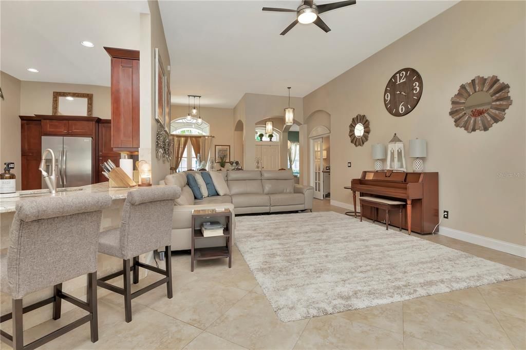 Interior, Kitchen, Living room, Pendant Lights, Piano, Recessed Lighting, Stainless Steel Appliances
