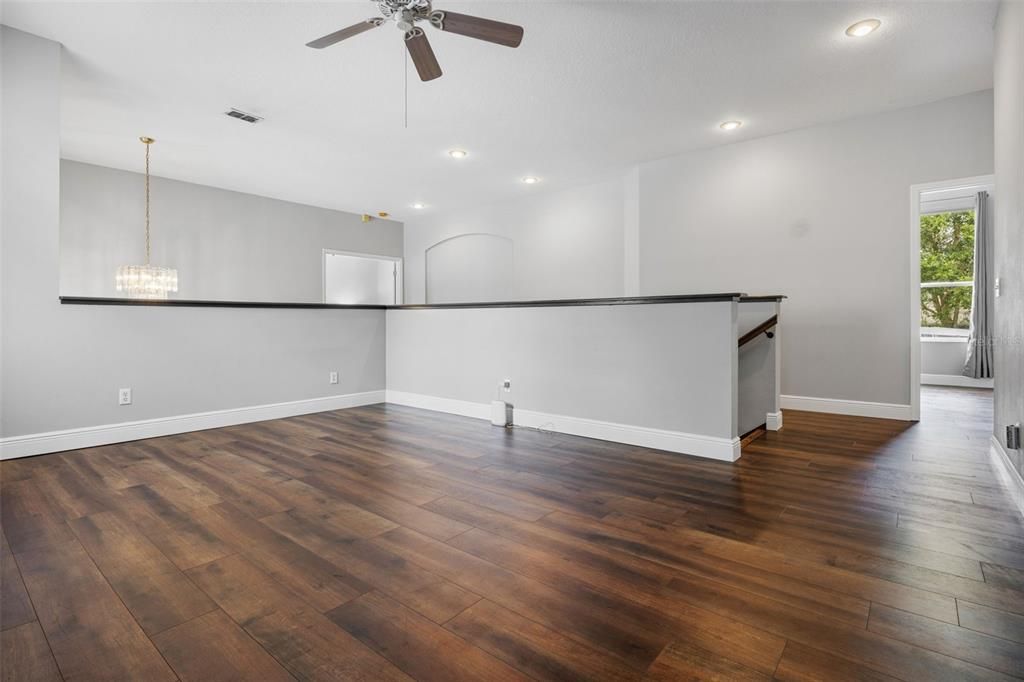 Empty room, Interior, Pendant Lights, Recessed Lighting, Wood Texture Flooring