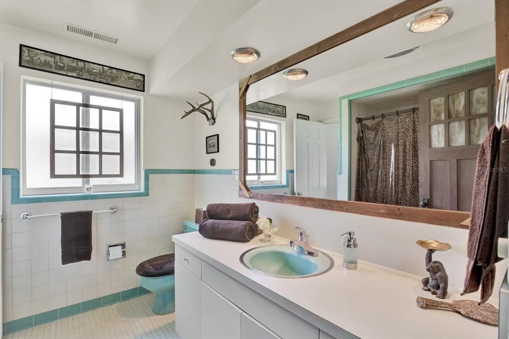 Bathroom, Interior