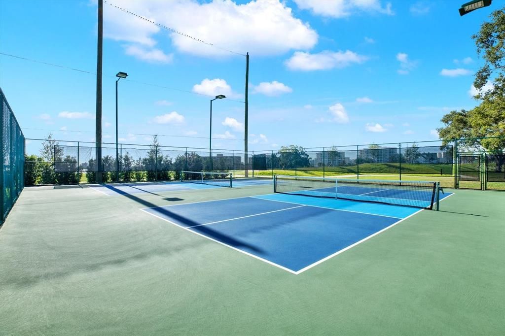 Exterior, Tennis Courts