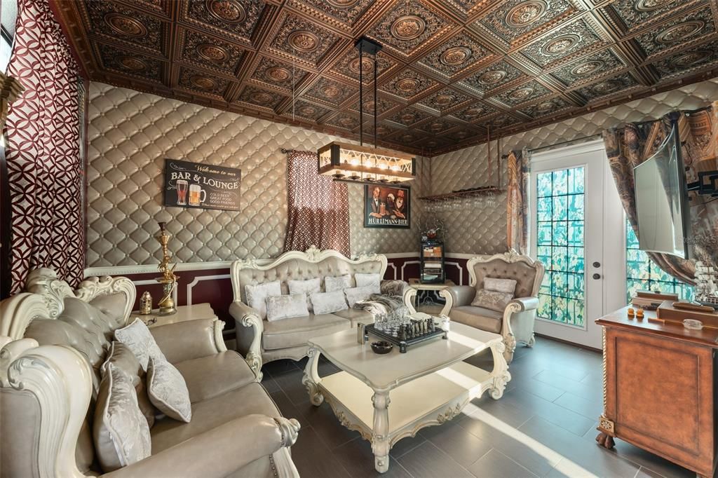 Chandelier, Interior, Living room, Pendant Lights