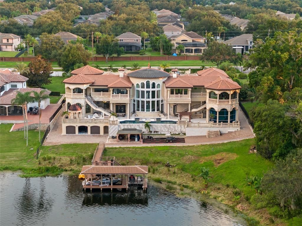 Exterior, Drone