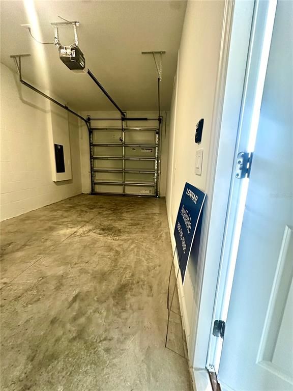 Garage, Interior