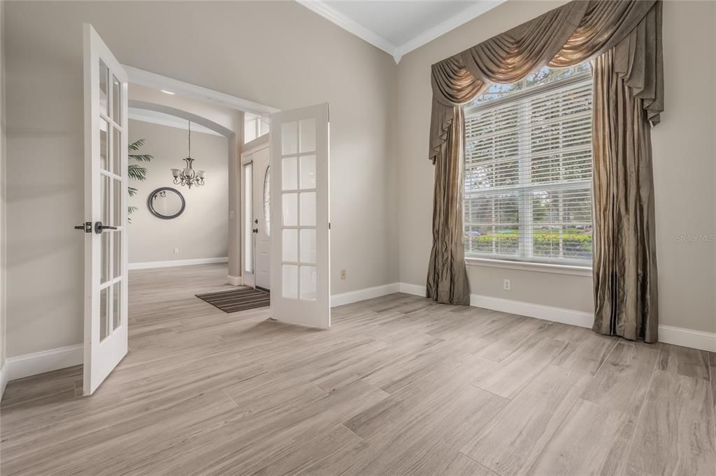 Empty room, Interior, Pendant Lights, Recessed Lighting, Wood Texture Flooring