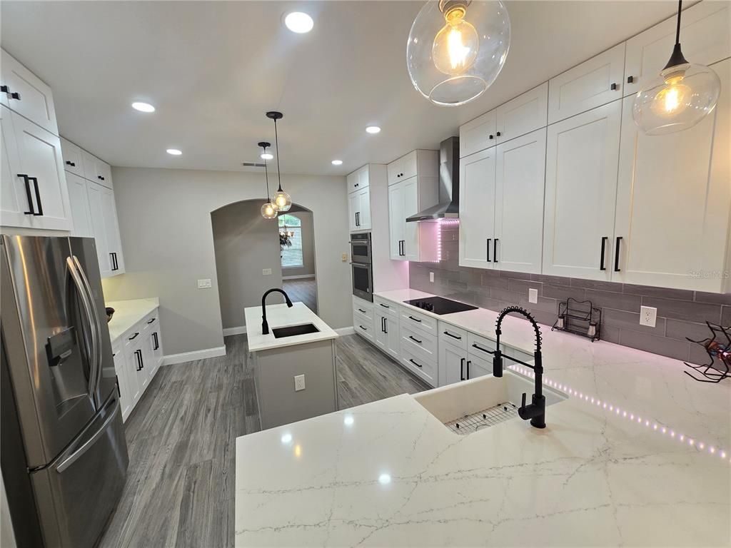 Interior, Kitchen, Pendant Lights, Recessed Lighting, Wood Texture Flooring