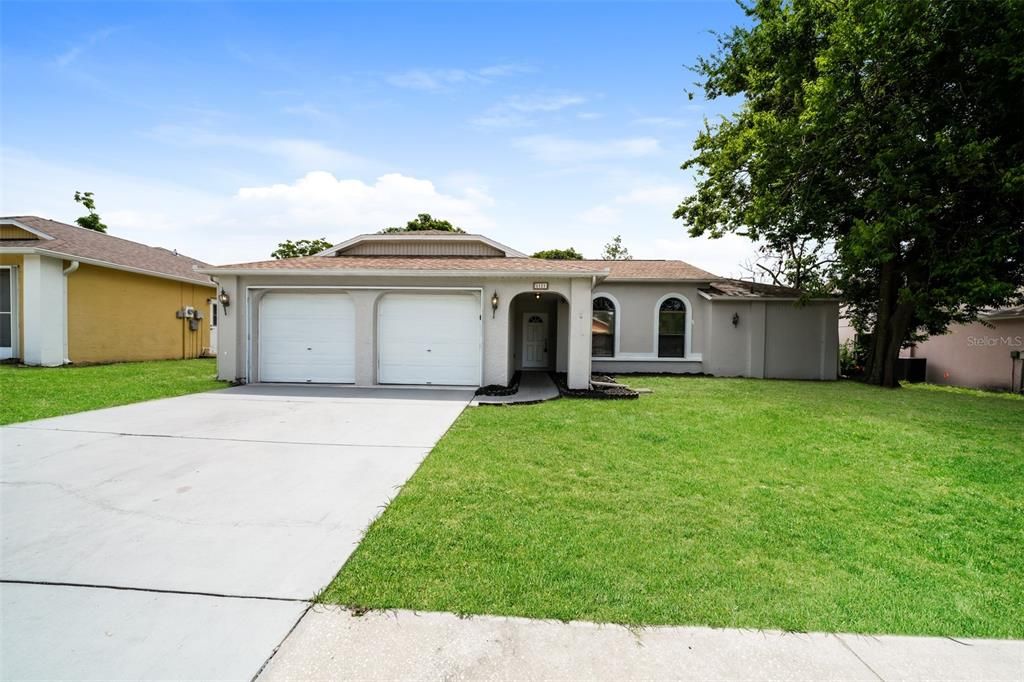 Attached, Backyard, Exterior, Facade, Ranch