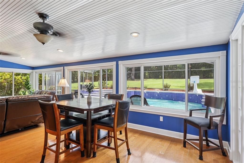 Dining room, Interior, Recessed Lighting, Sun Room, Wood Texture Flooring