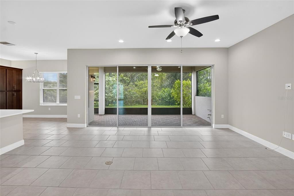 Chandelier, Empty room, Interior, Recessed Lighting