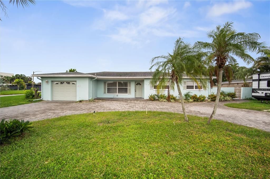 Attached, Backyard, Exterior, Facade, Ranch