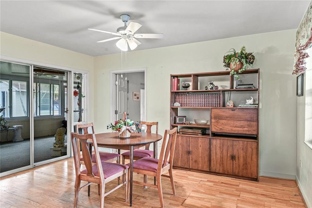 Dining room, Interior, Wood Texture Flooring