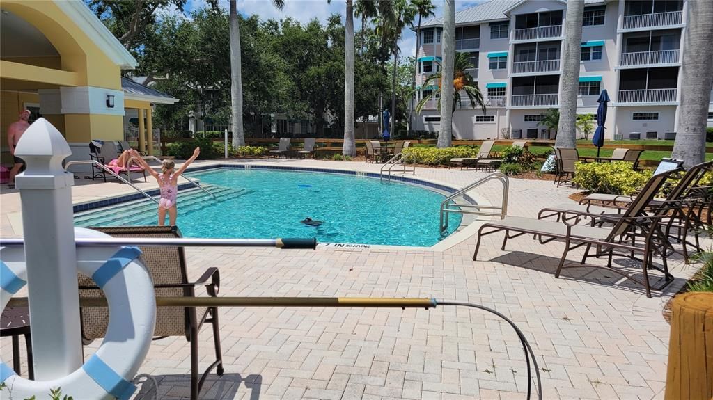 Exterior, Pool