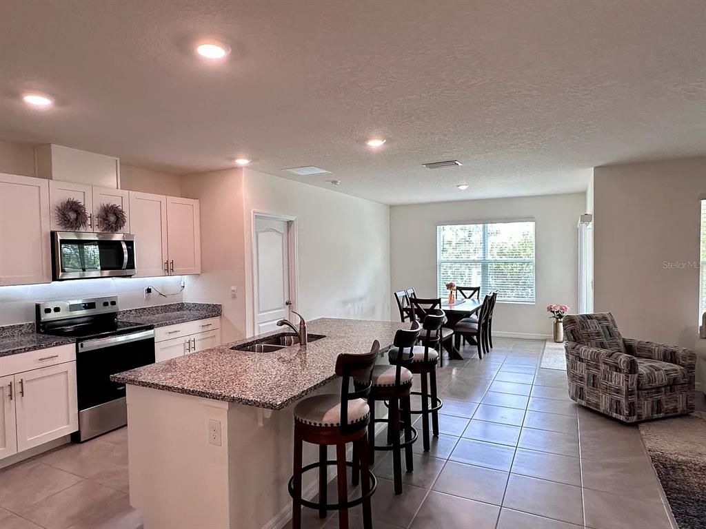 Dining room, Interior, Kitchen, Recessed Lighting, Stainless Steel Appliances