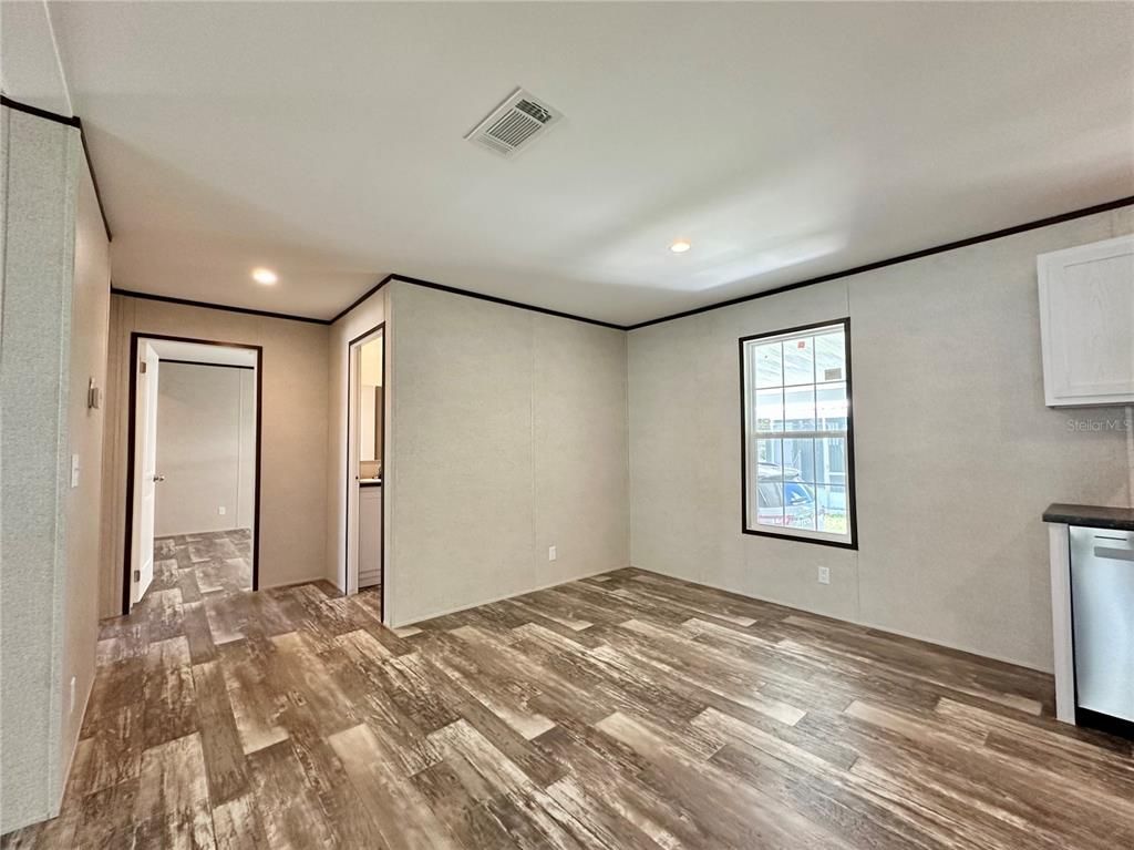 Empty room, Interior, Recessed Lighting, Wood Texture Flooring