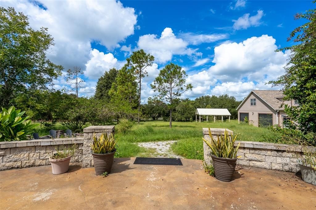 Backyard, Exterior