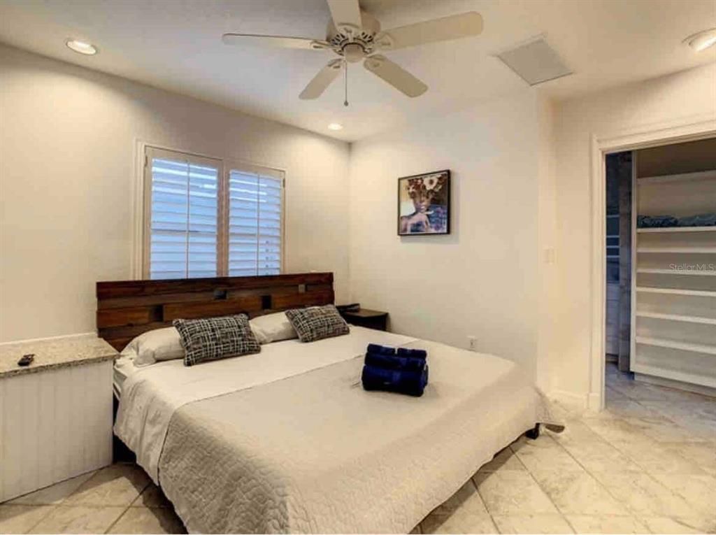 Bedroom, Interior, Marble, Recessed Lighting