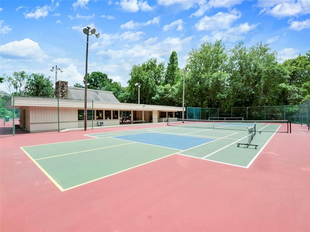 Exterior, Tennis Courts