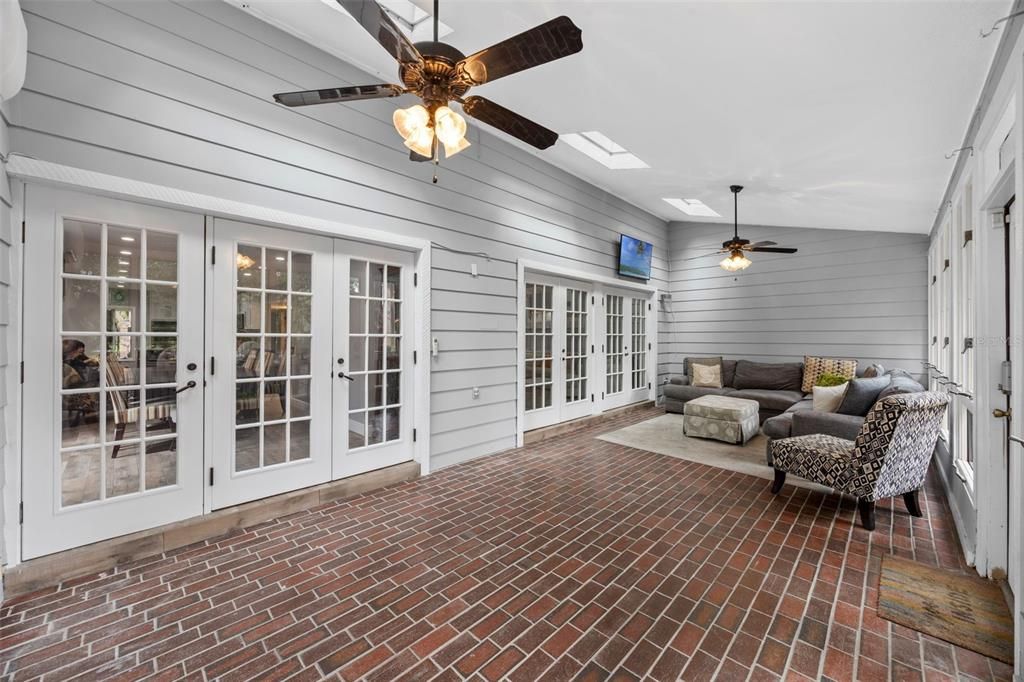 Exterior, Interior, Living room