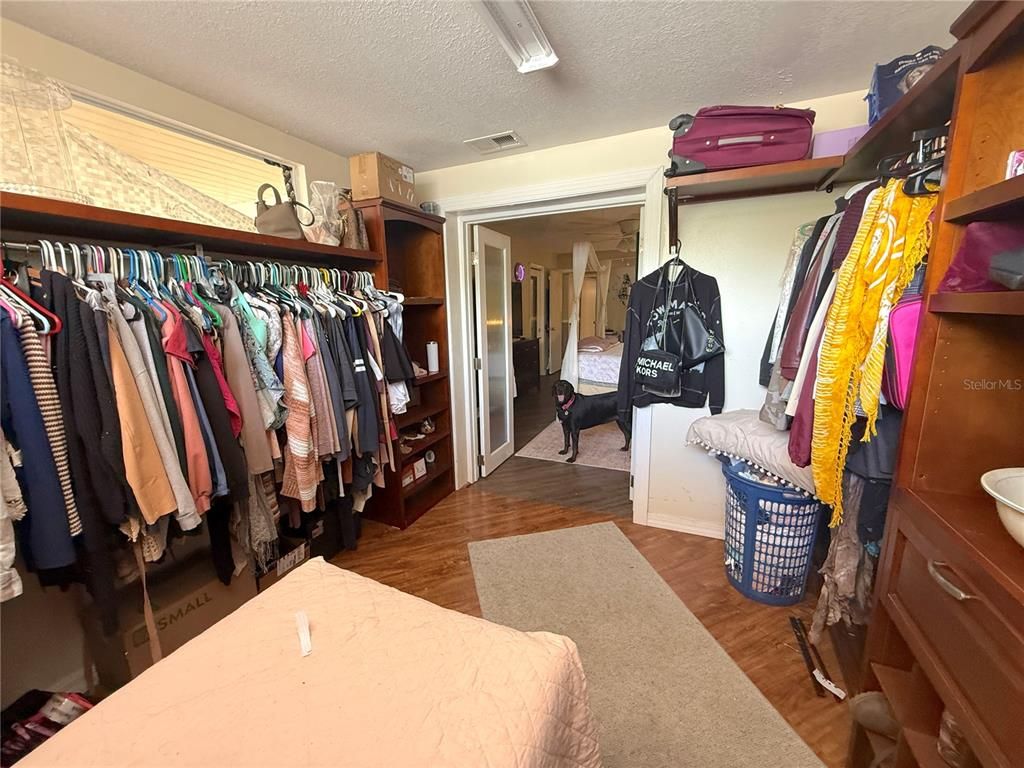 Interior, Walk-in Closets, Wood Texture Flooring