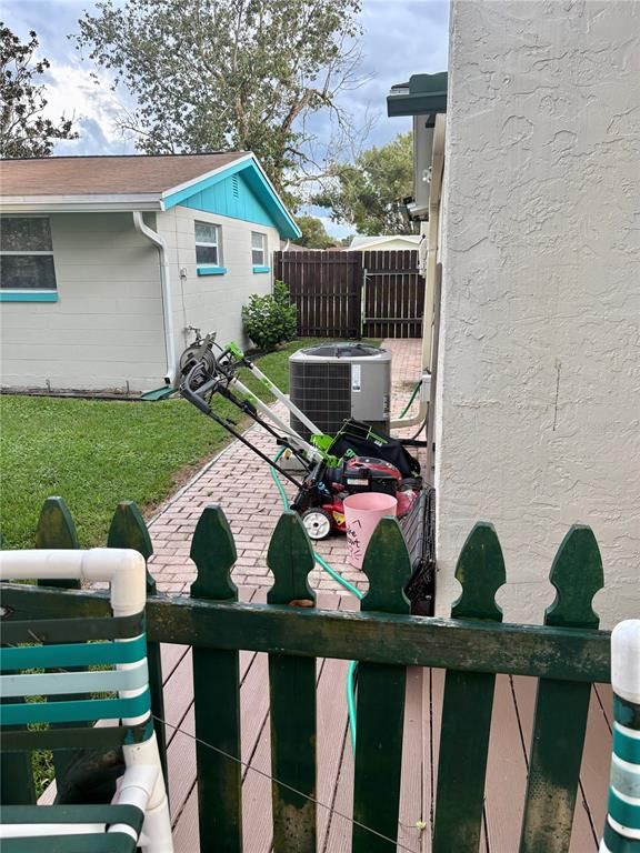 Backyard, Exterior