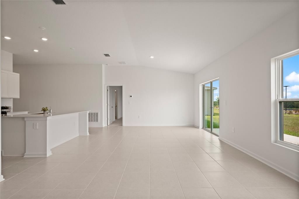 Empty room, Interior, Kitchen, Recessed Lighting