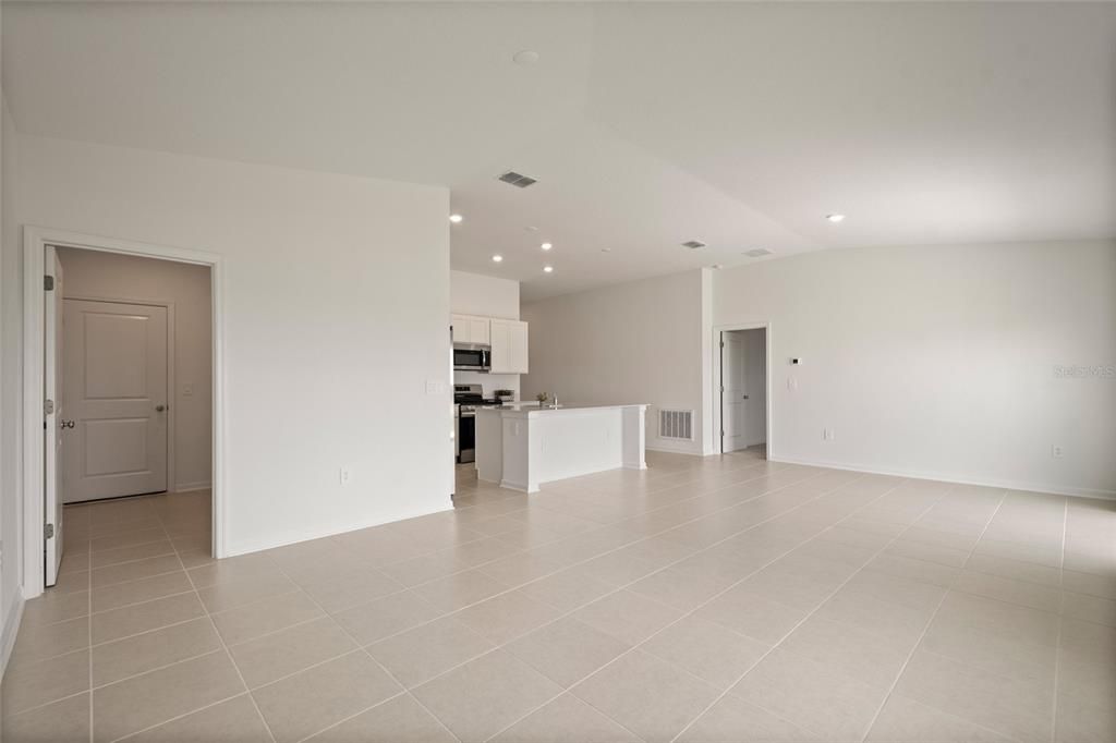 Empty room, Interior, Kitchen, Recessed Lighting