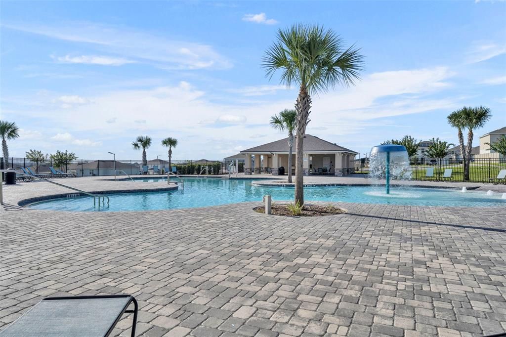 Exterior, Pool