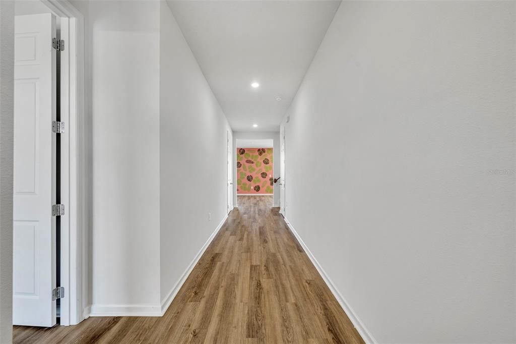 Interior, Recessed Lighting, Wood Texture Flooring