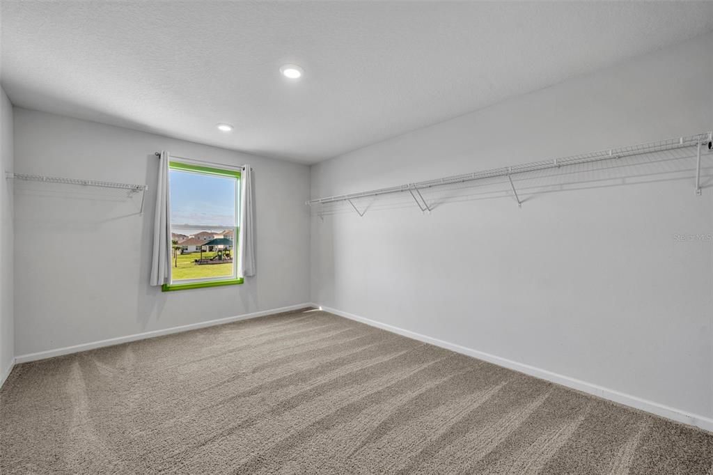 Empty room, Interior, Recessed Lighting, Walk-in Closets