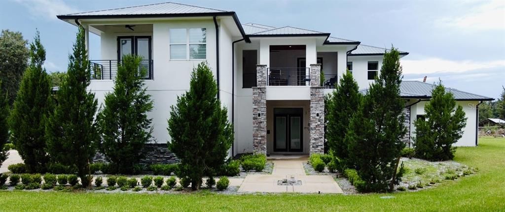 Backyard, Exterior, Facade, Mediterranean