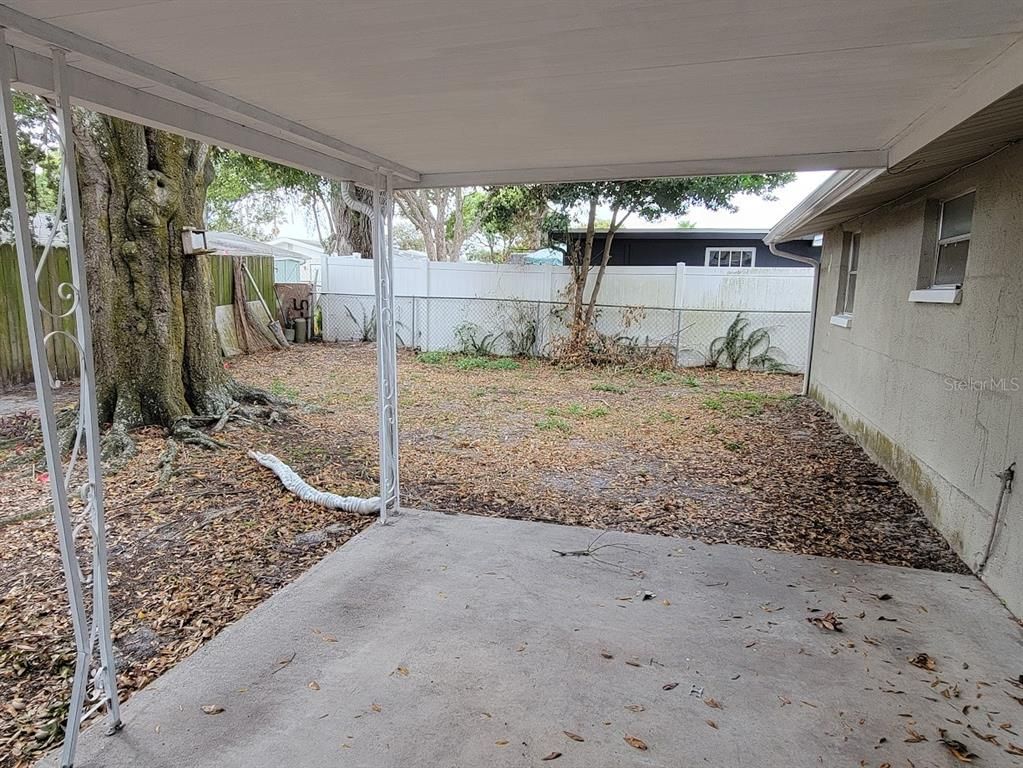 Backyard, Exterior