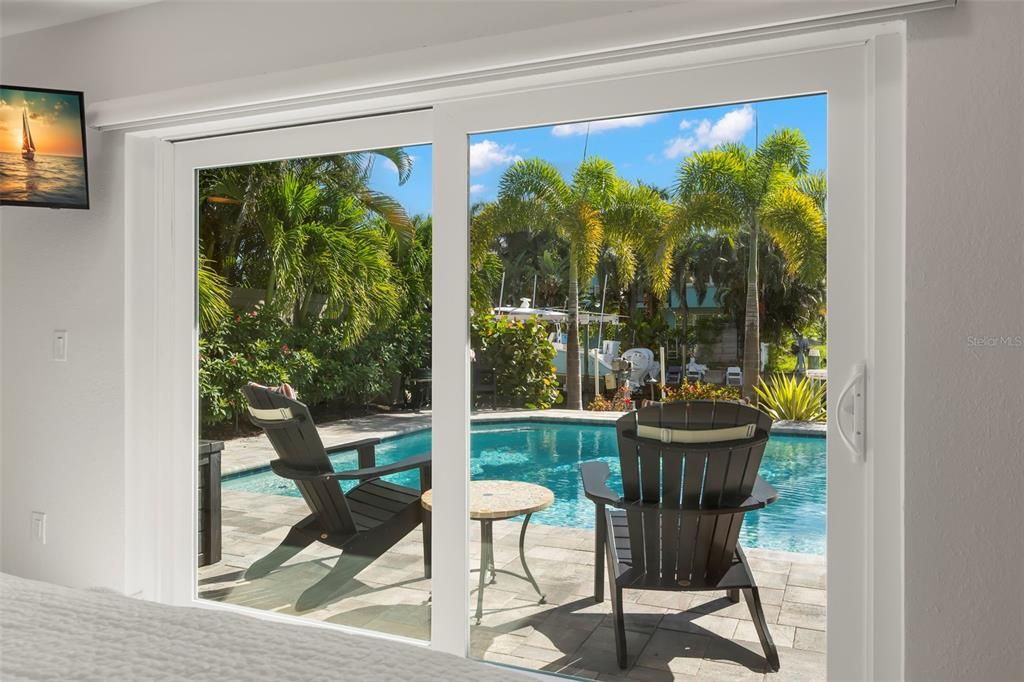 Interior, Pool, Sun Room