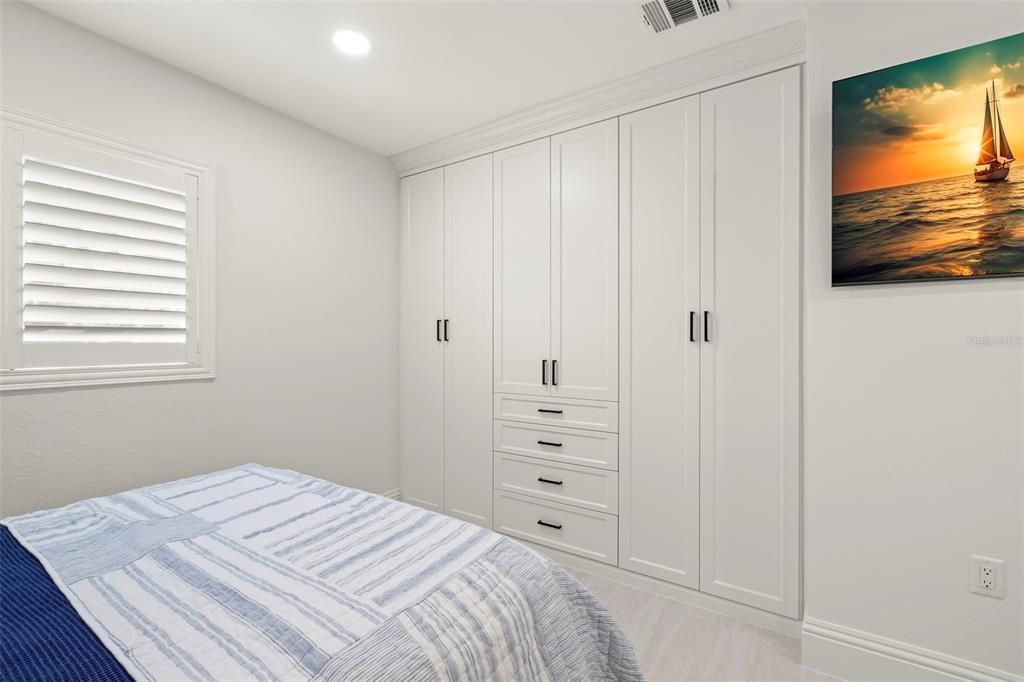 Bedroom, Interior, Recessed Lighting