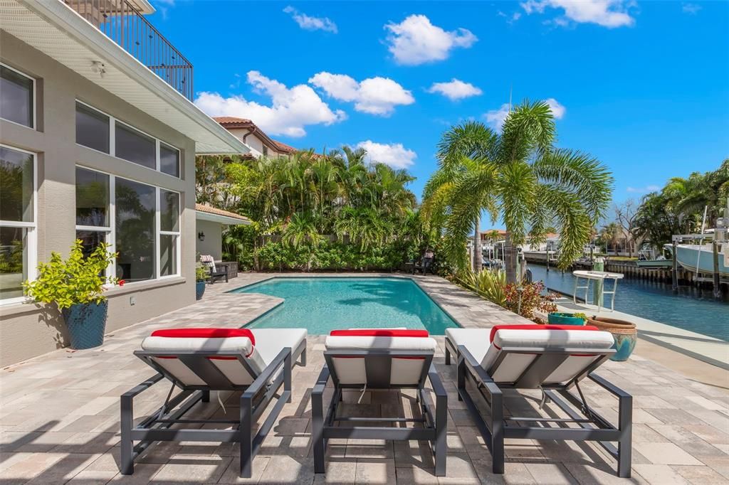 Exterior, Pool, Water