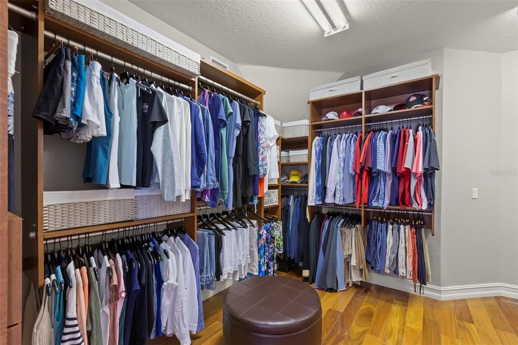 Interior, Walk-in Closets, Wood Texture Flooring