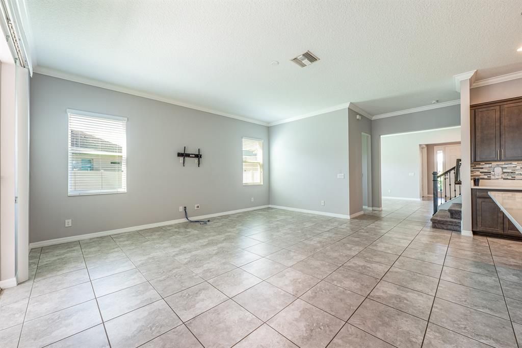 Empty room, Interior, Recessed Lighting