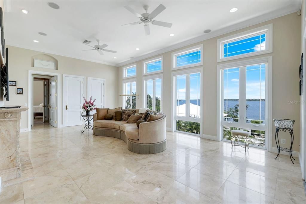 Interior, Living room, Recessed Lighting, Water