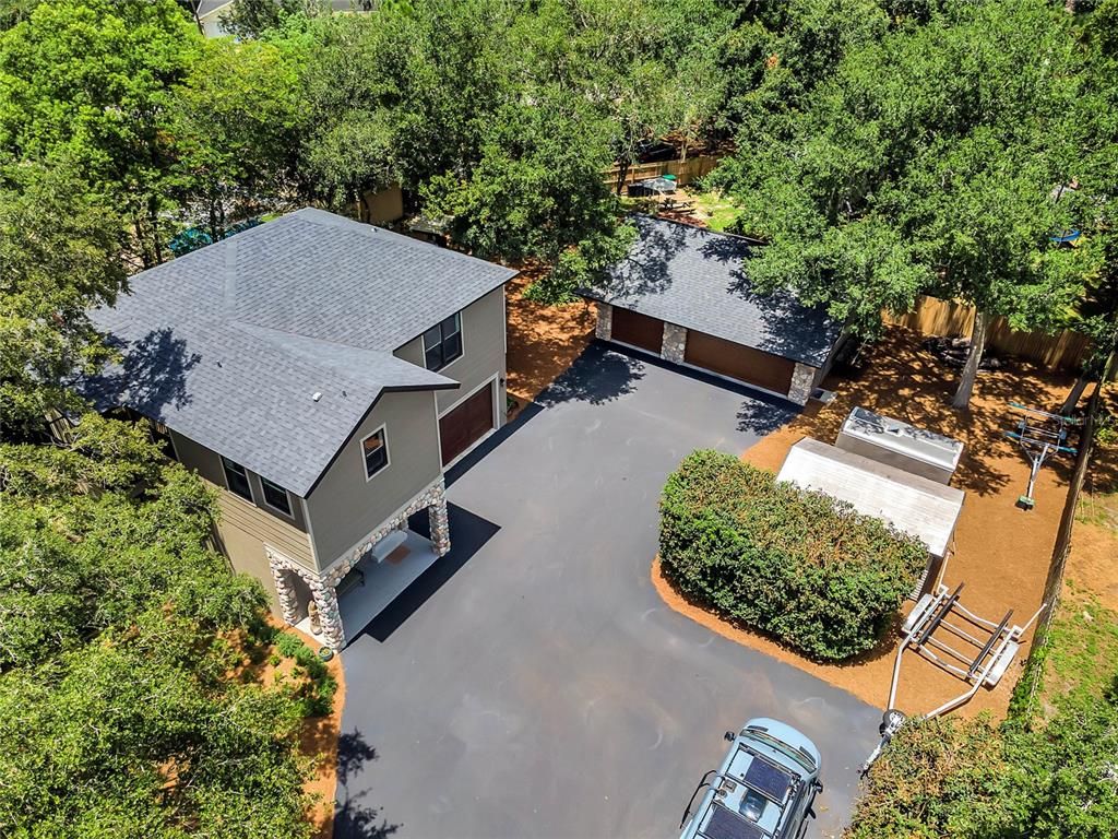 Exterior, Drone