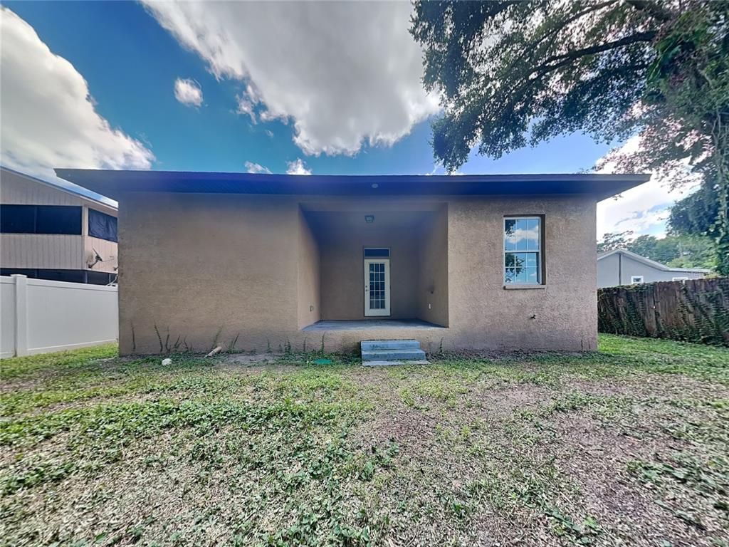Backyard, Exterior